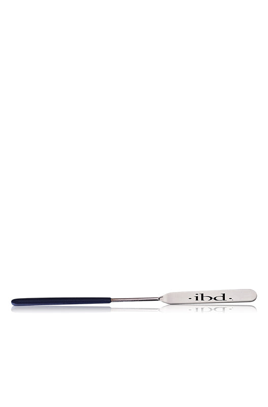 ibd Metal Spatula featuring a black handle & attached metal spatula end for cutting & dispensing nail gel