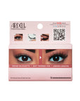 1 pair of lashes in back of packaging