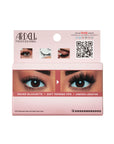 1 pair of lashes in back of packaging