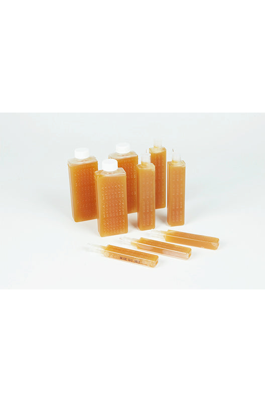 Three-dimensional image of a wax refill in the original variant in 3 different sizes