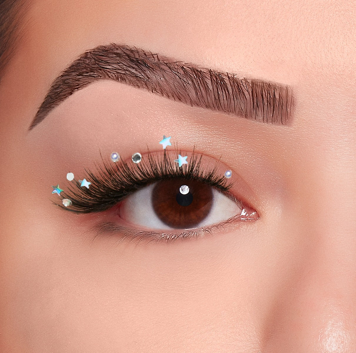 Front eye view with Winks Dare to Dazzle 222 lashes one