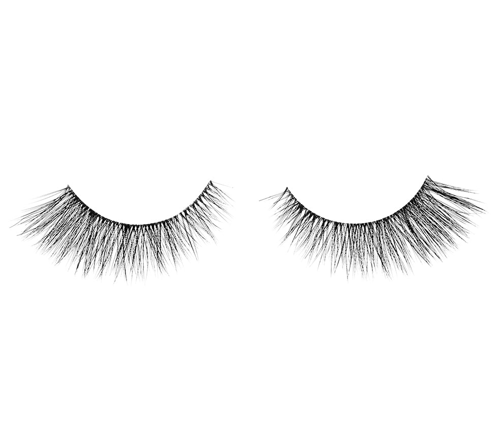 A single pair of Ardell&#39;s Faux Mink 811 showing its medium volume &amp; Medium length style