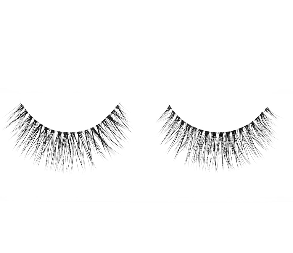 A single pair of Ardell&#39;s Faux Mink 812 showing its crisscross, rounded cuts that creates a multi-dimensional look
