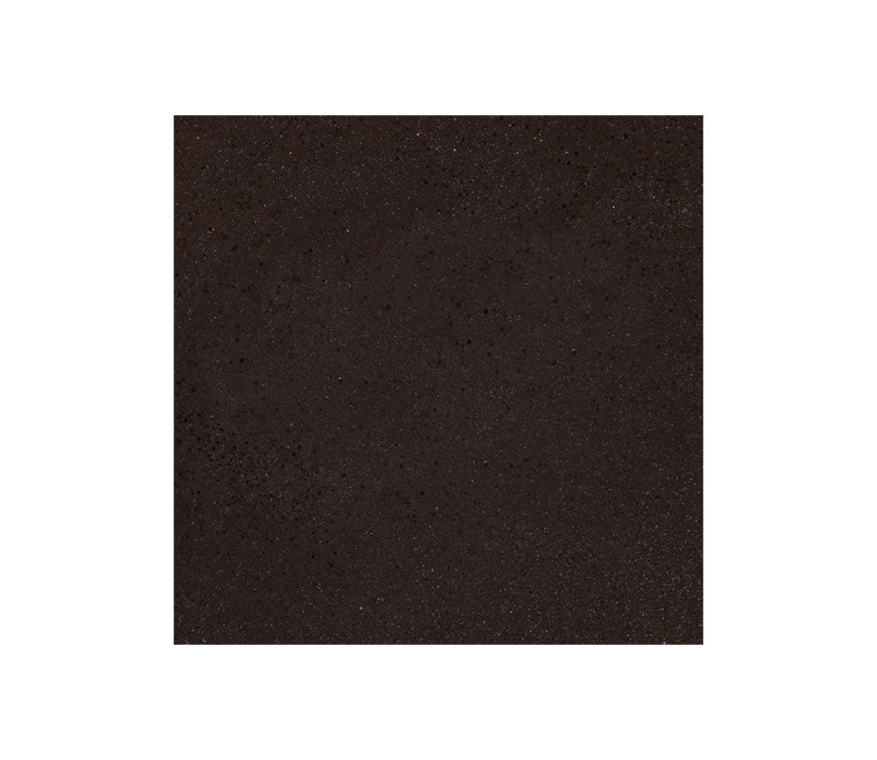 Jerome Russell dark brown hair color swatch – A dark brown color swatch representing the spray-on hair thickener’s pigmentation and coverage.