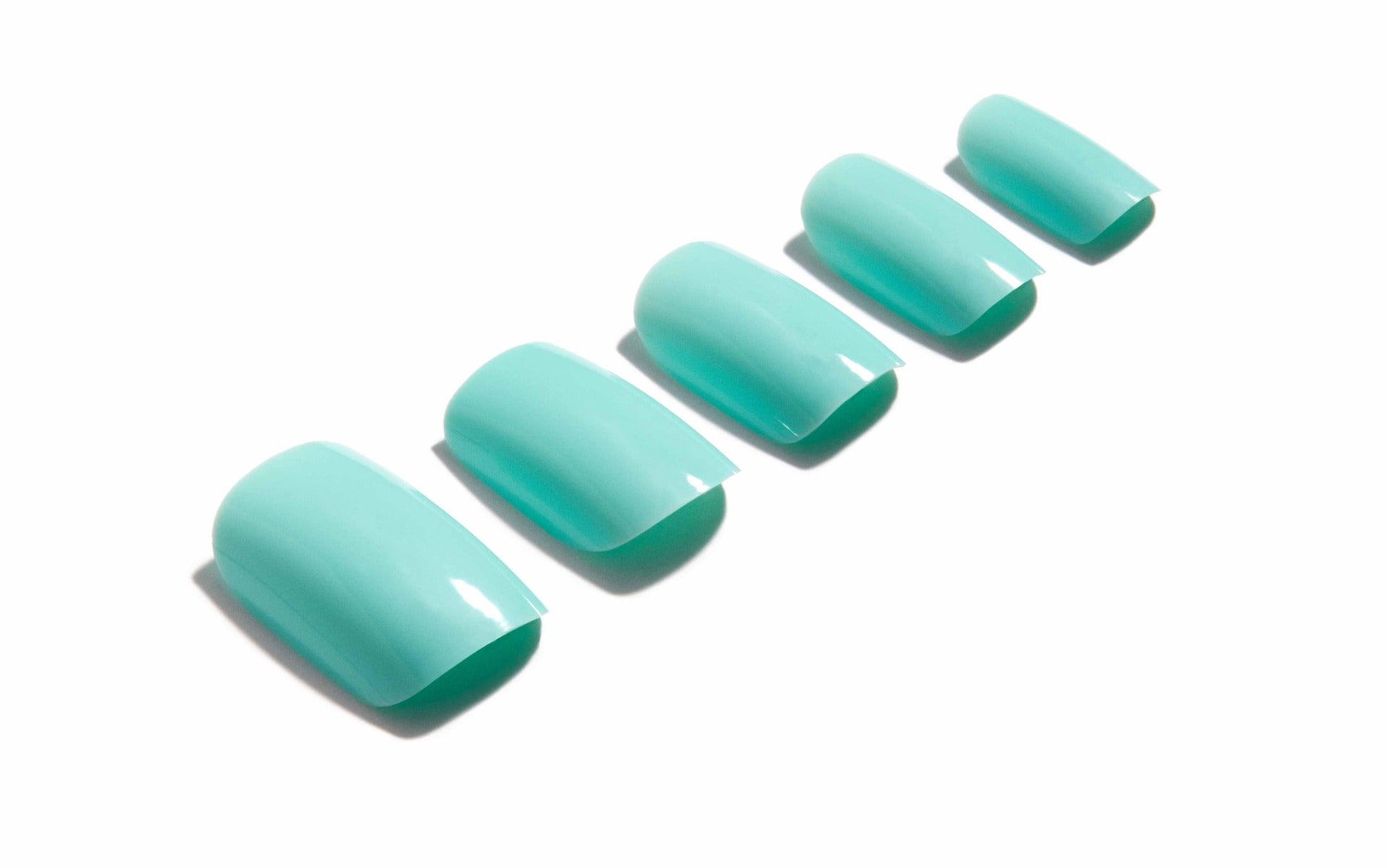 5-piece Set of Ardell Nail Addict in Mint color variant