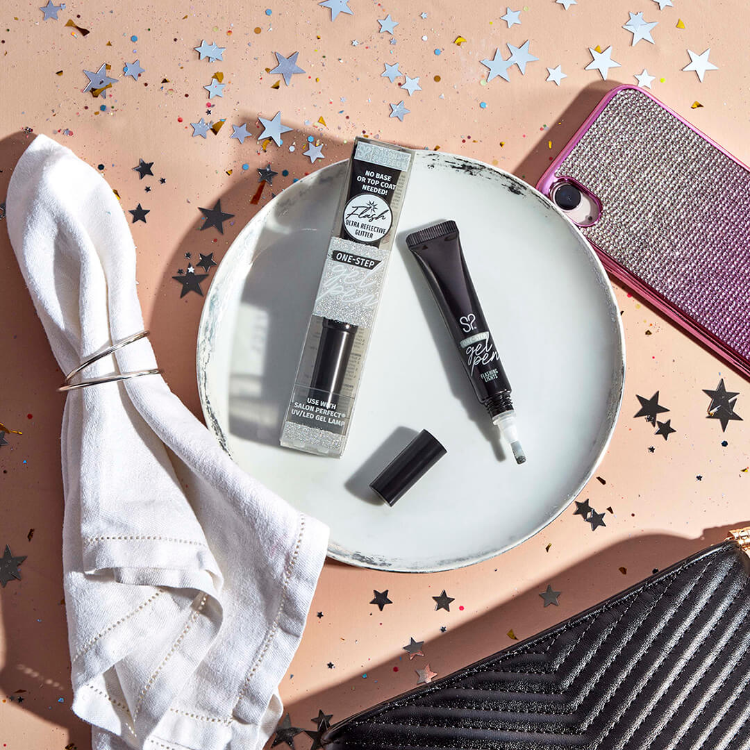 Salon Perfect One-Step Gel Pen .35 oz Flashing Lights on plate