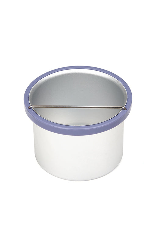 An empty metal pot with lavender lid lining in a 3d perspective 